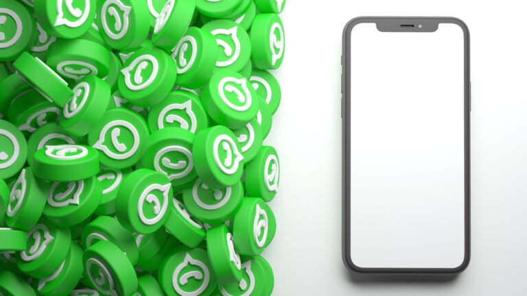 WhatsApp je online sociální síť. Aplikace pro zasílání zpráv